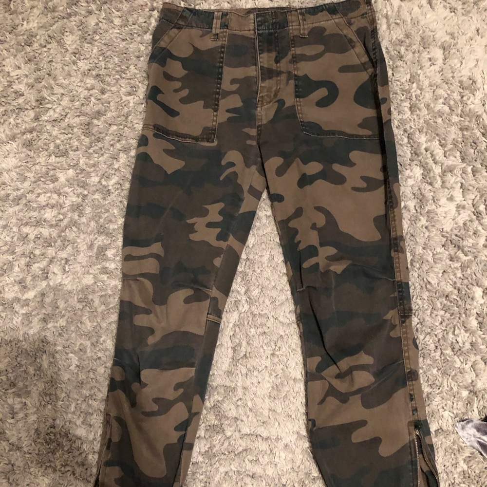 Camo pants